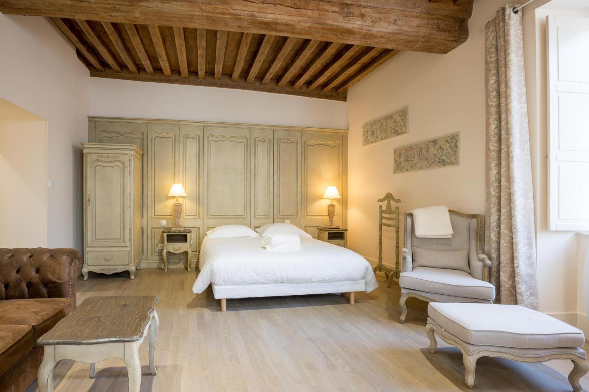 Le Cara Omael 2D Apartment Beaune  Room photo